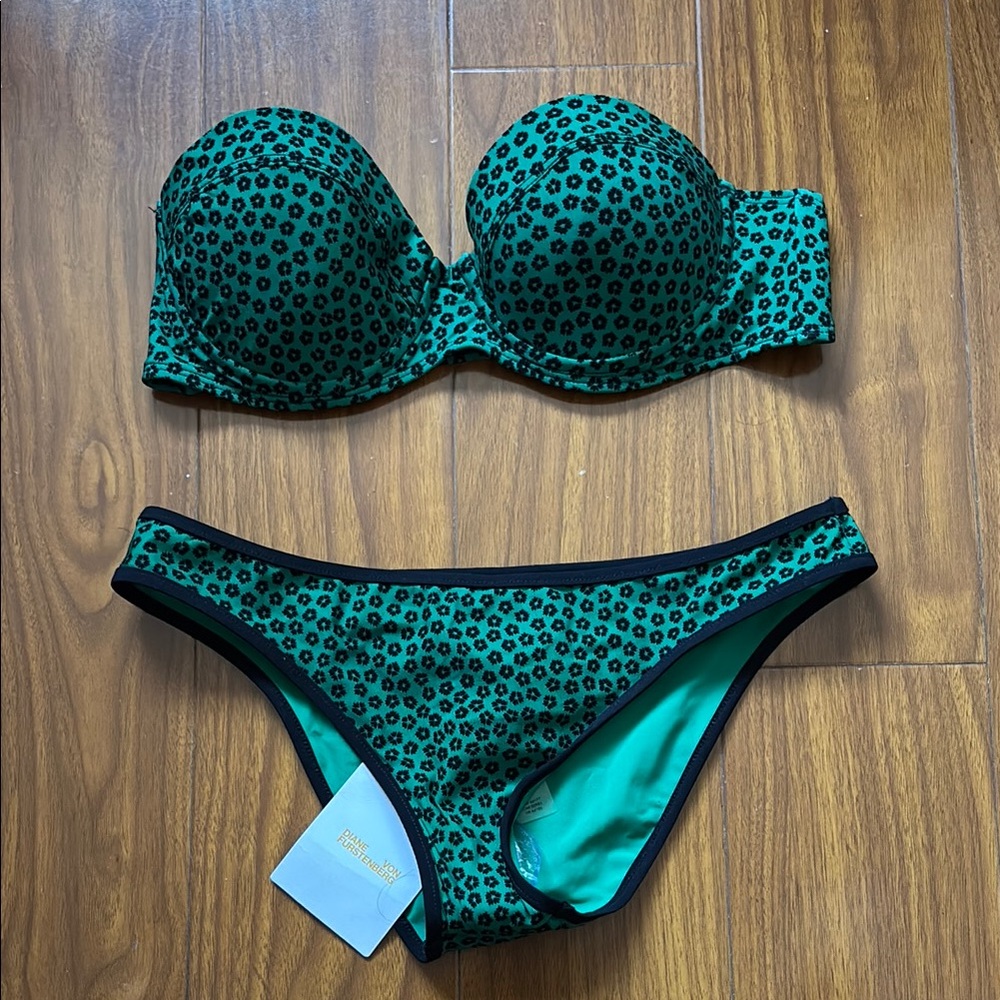 Diane Von Furstenberg Dalton Surf Green + Black Floral Classic 2 Pc Swimsuit